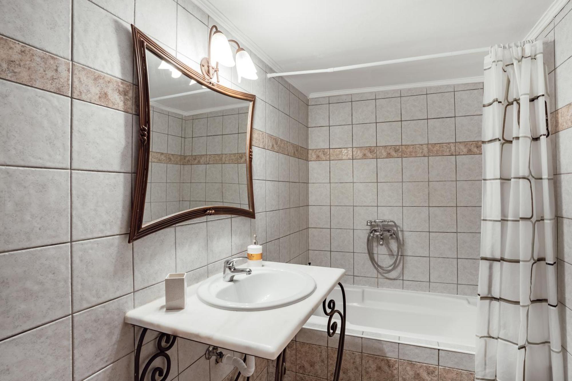 Dm Elegant And Charming Villa Foinikiá 外观 照片